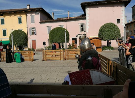 italy/friuli-venezia-giulia/attraction/palazzo-pontotti-brosadola