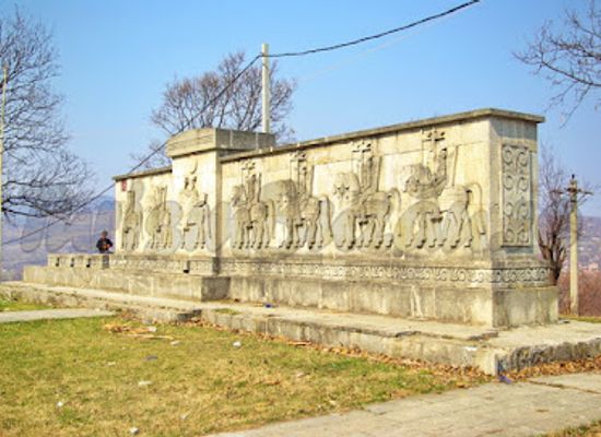 romania/buzau/attraction/fountain-of-mihai-viteazu