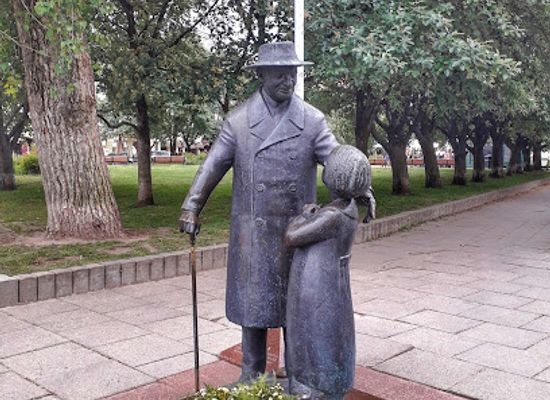 lithuania/vilnius-region/attraction/monument-to-zemach-shabad