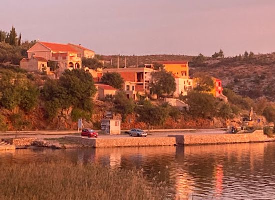 croatia/paklenica-national-park/attraction/parking