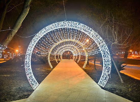 romania/vrancea/attraction/monumentul-istoric-ansamblul-piata-unirii