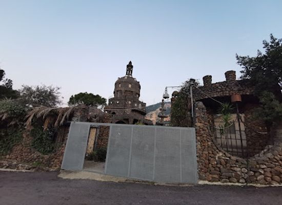 lebanon/koura/attraction/chateau-du-liban