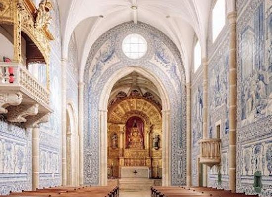 portugal/evora/attraction/cadaval-palace