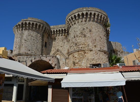 greece/rhodes/rhodes-old-town/attraction/sea-gate