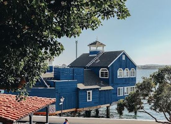 mexico/tijuana/attraction/seaport-village