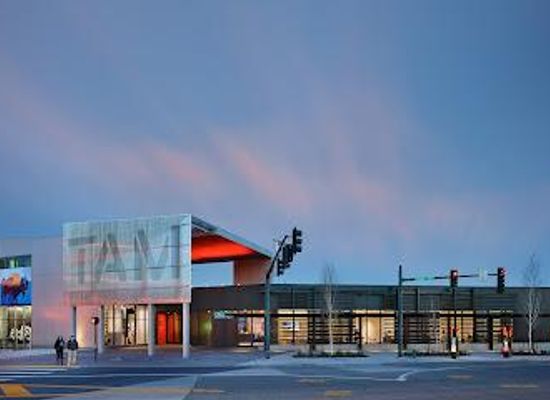 washington/mount-rainier-area/attraction/tacoma-art-museum
