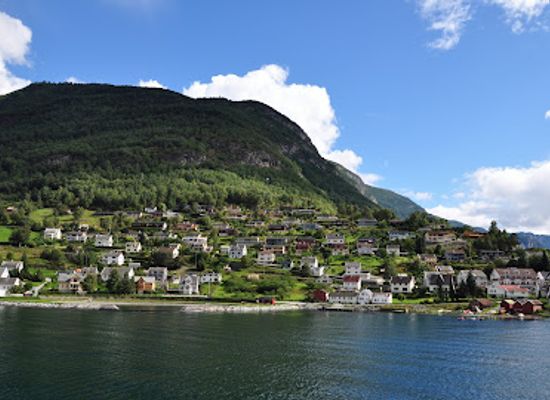 norway/sogn-og-fjordane/attraction/nasjonal-turistveg-aurlandsfjellet-scenic-route-start-end