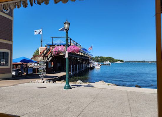 ohio/lake-erie-islands/attraction/put-in-bay-tour-train