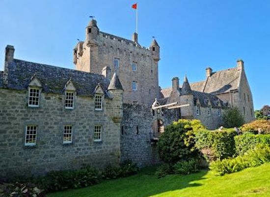 united-kingdom/inverness/attraction/cawdor-castle-and-gardens