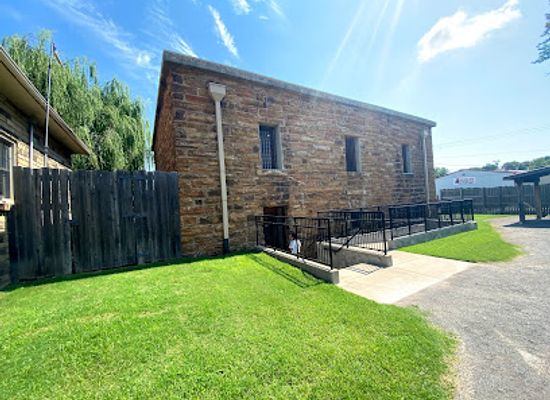oklahoma/eastern-oklahoma/attraction/cherokee-national-prison-museum