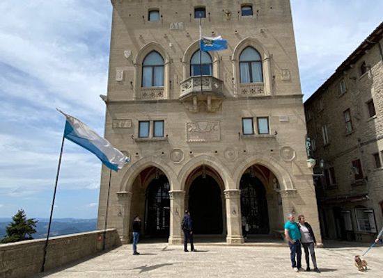 san-marino/acquaviva/attraction/modern-art-gallery