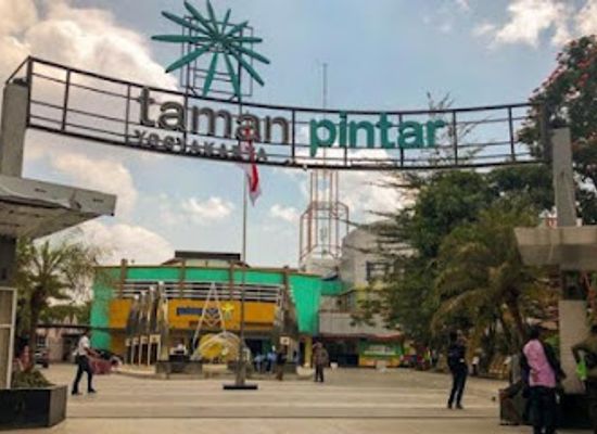 indonesia/yogyakarta/malioboro/attraction/taman-pintar-yogyakarta