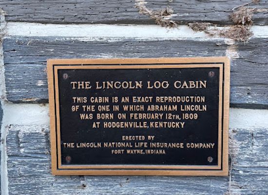 indiana/northeast-indiana/attraction/abraham-lincoln-log-cabin-replica