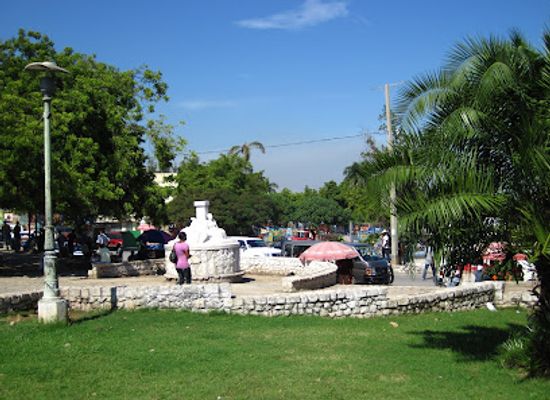 haiti/petionville/attraction/place-saint-pierre