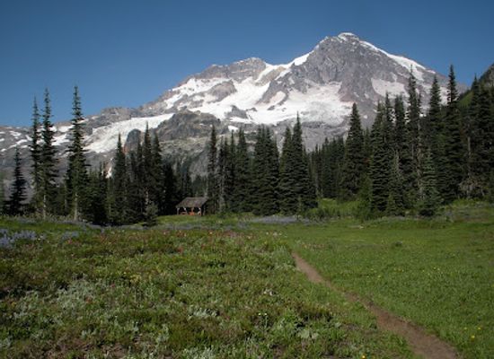 washington/mount-rainier-national-park/attraction/indian-henry-s-patrol-cabin