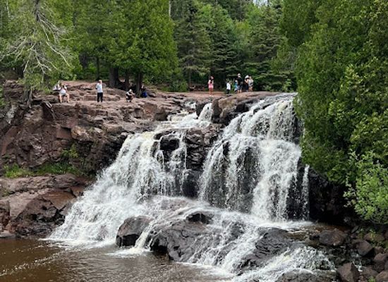 minnesota/superior-national-forest/attraction/gooseberry-falls-concourse