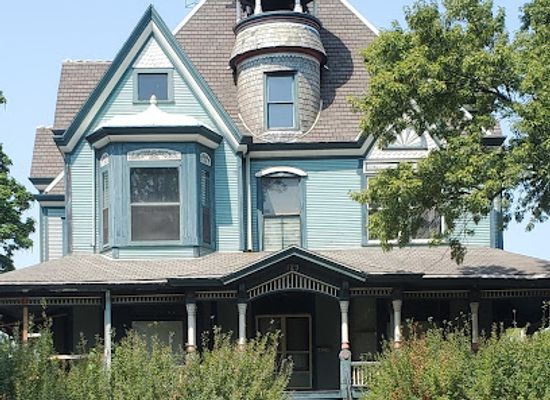illinois/central-illinois/attraction/giant-oak-park