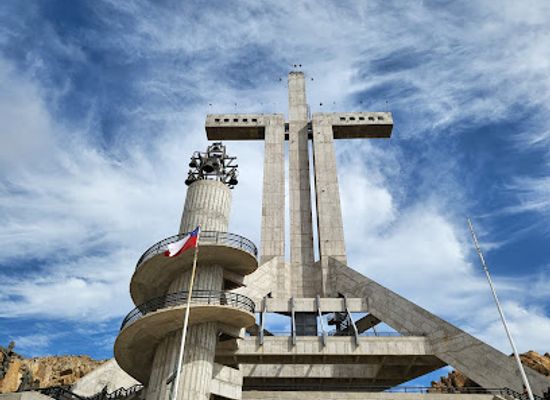 chile/la-serena/attraction/cruz-del-tercer-milenio