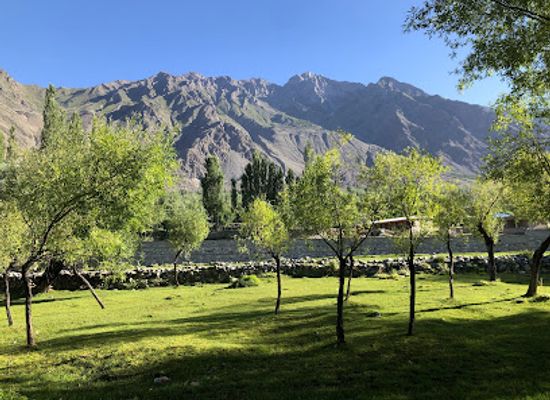 pakistan/gilgit/attraction/gahkuch-fort