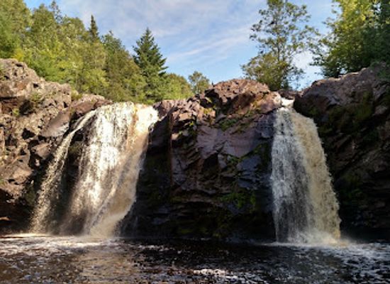 wisconsin/northwoods/attraction/pattison-state-park