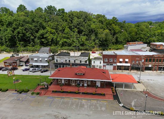 kentucky/appalachian-plateau/attraction/olive-hill-welcome-center-and-trailhead-facility