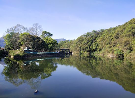 nepal/pokhara/gupteshwor-cave/attraction/dam-side