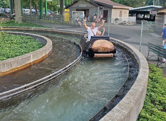 pennsylvania/erie/attraction/rainbow-gardens