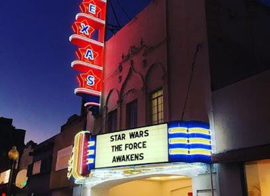 texas/north-texas/attraction/texas-theatre