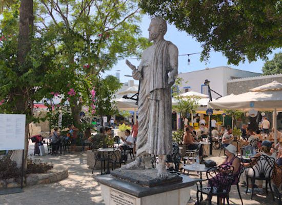 turkiye/bodrum/attraction/herodotus-statue