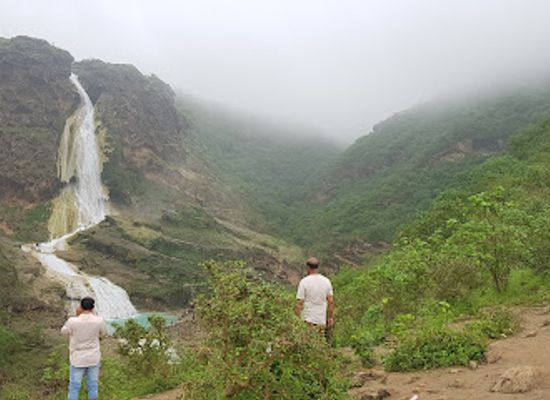 oman/dhofar-region/attraction/gravity-hill-salalah