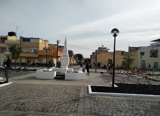 cabo-verde/praia-de-atalaia/attraction/praca-do-bairro