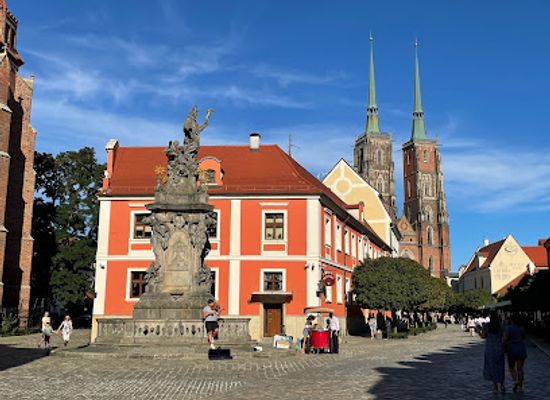 poland/wroclaw/ostrow-tumski/attraction/statue-of-st-john-nepomunk