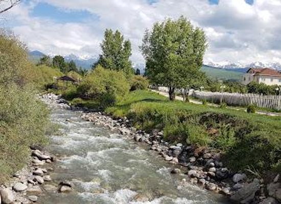 kyrgyzstan/jety-oguz-valley/attraction/karakol-river-park