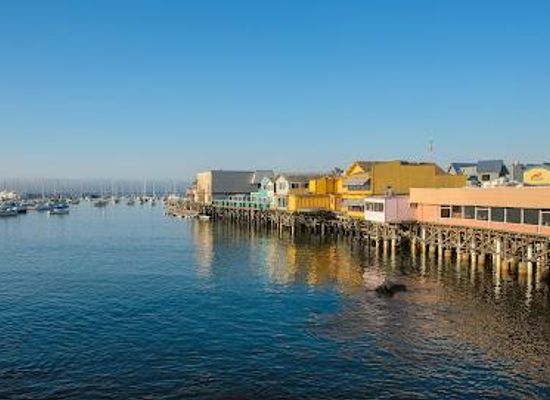california/big-sur/attraction/old-fisherman-s-wharf