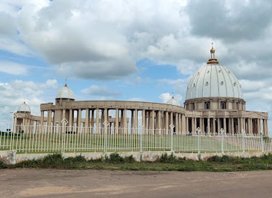 cote-d-ivoire/comoe-river/attraction/the-basilica-of-our-lady-of-peace-of-yamoussoukro