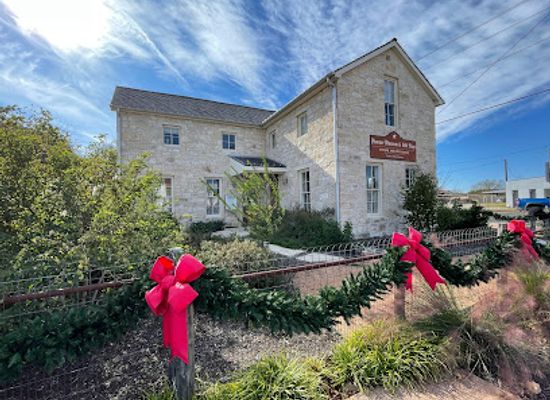 texas/enchanted-rock-state-natural-area/attraction/pioneer-museum