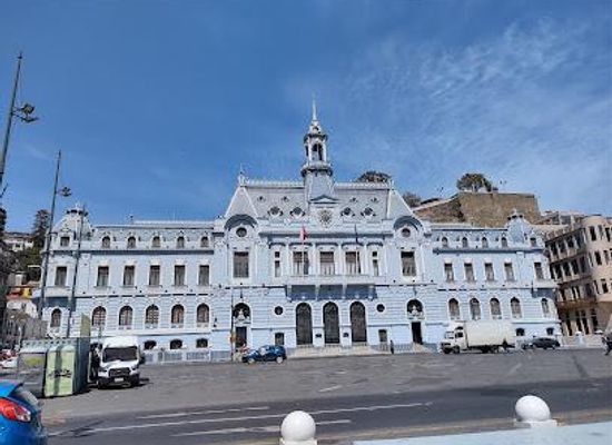 chile/valparaiso/attraction/plaza-sotomayor