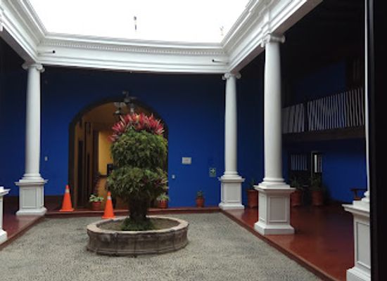 peru/trujillo/chan-chan/attraction/casa-urquiaga