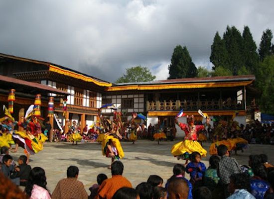 bhutan/pemagatshel/attraction/ogyen-doh-ngag-chokhorling-dratshang