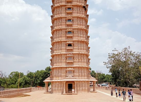 india/central-india/attraction/kanha-museum