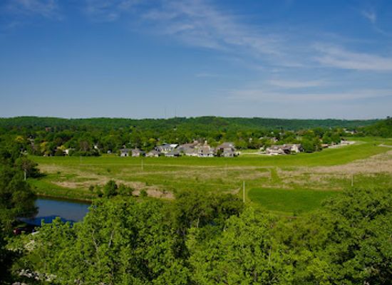 iowa/decorah/attraction/pulpit-rock