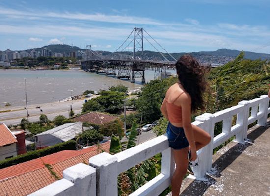 brazil/florianopolis/centro/attraction/ponte-hercilio-luz