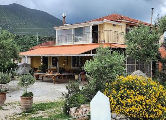 greece/zakynthos/attraction/therianos-family-farm