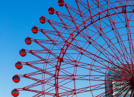 japan/osaka/umeda/attraction/hep-five-ferris-wheel