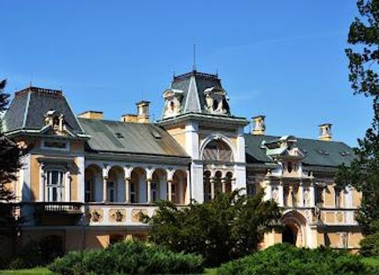 czechia/vysocina/attraction/svetla-nad-sazavou-castle