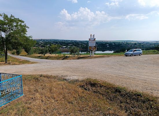 moldova/ungheni-county/attraction/perekrestok