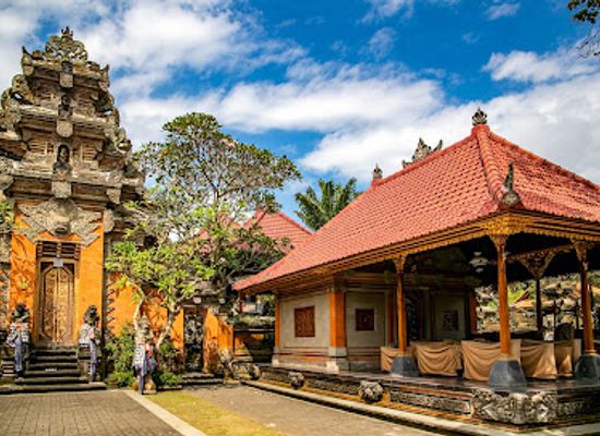 indonesia/bali/ubud/attraction/ubud-palace