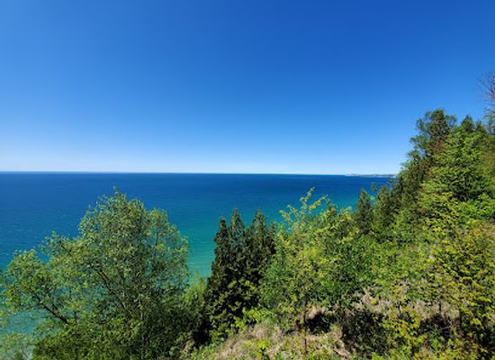 michigan/pere-marquette-state-forest/attraction/arcadia-dunes-the-c-s-mott-nature-preserve