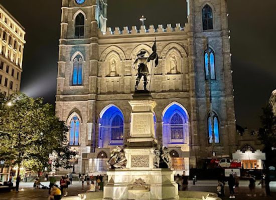 canada/montreal/quartier-des-spectacles/attraction/notre-dame-basilica-of-montreal
