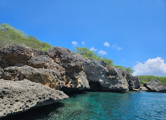 curacao/boca-pistol/attraction/capt-goodlife-boat-excursion
